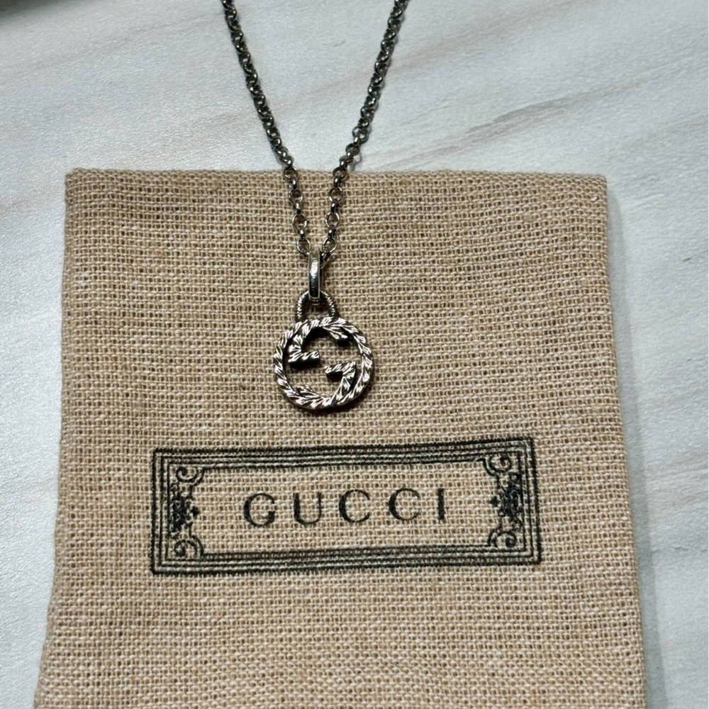 Gucci Elegant Silver Jewelry